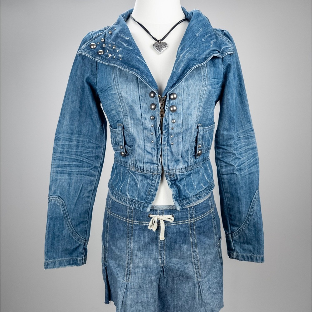 Y2K Cropped Studded Denim Jacket‎ - Grunge Moto Fitted Jean Coat